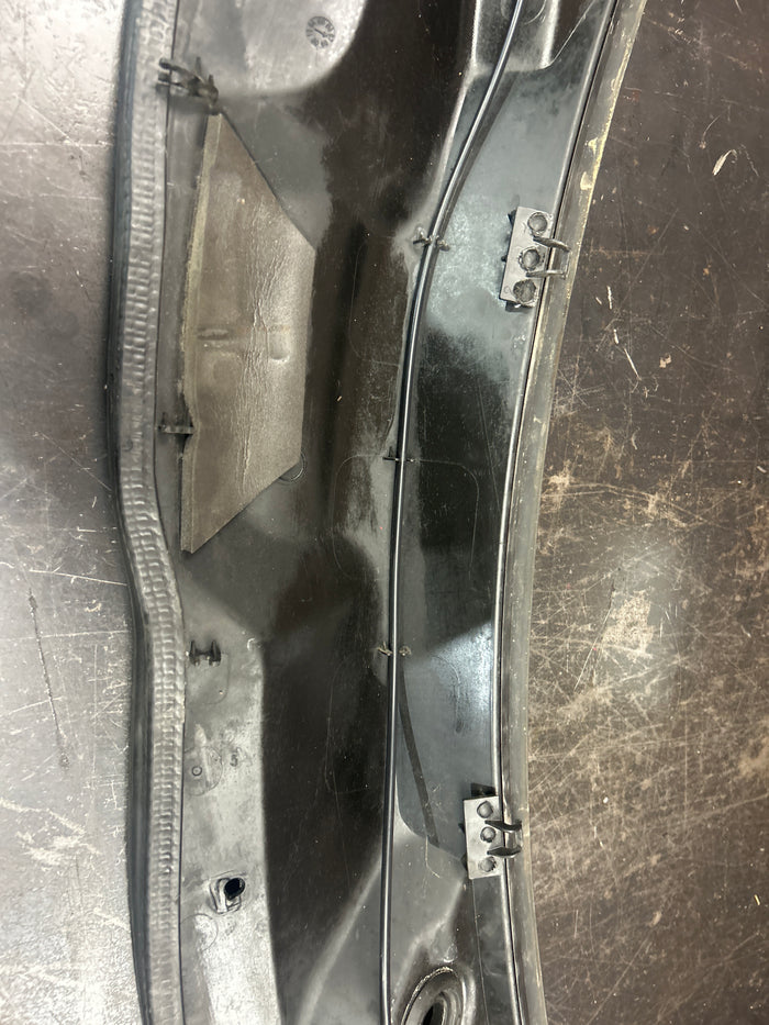 06-10 Pontiac Solstice Saturn Sky Front Windshield Defroster Cowl Vent Panel OEM