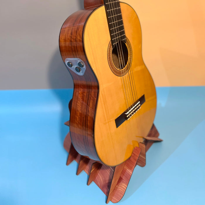 Guitar Stand