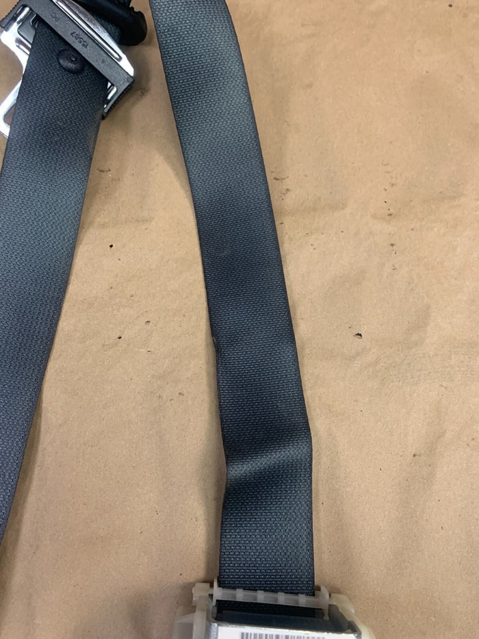 05-10 Chrysler 300 Rear Right/Left Seat Belt Retractor OEM 0UX54XDVAG