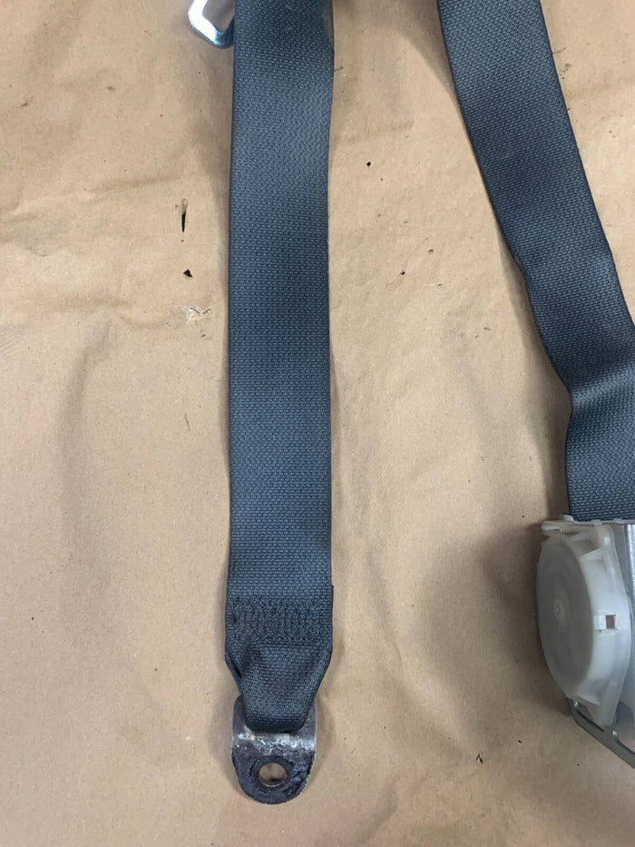 05-10 Chrysler 300 Rear Right/Left Seat Belt Retractor OEM 0UX54XDVAG