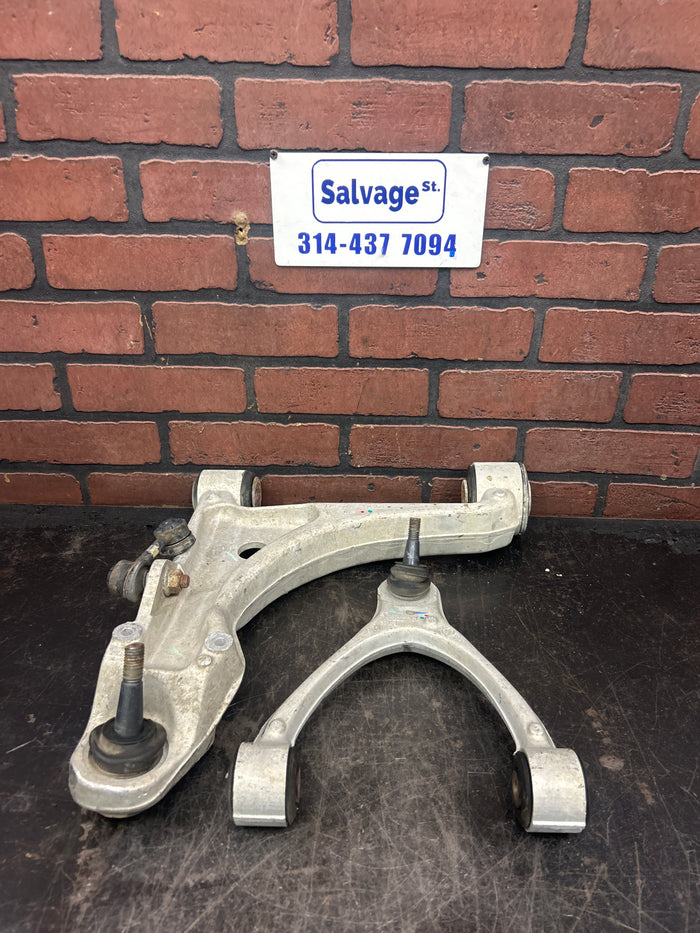 06-10 PONTIAC SOLSTICE/SATURN SKY FRONT LEFT UPPER & LOWER CONTROL ARM SET OEM