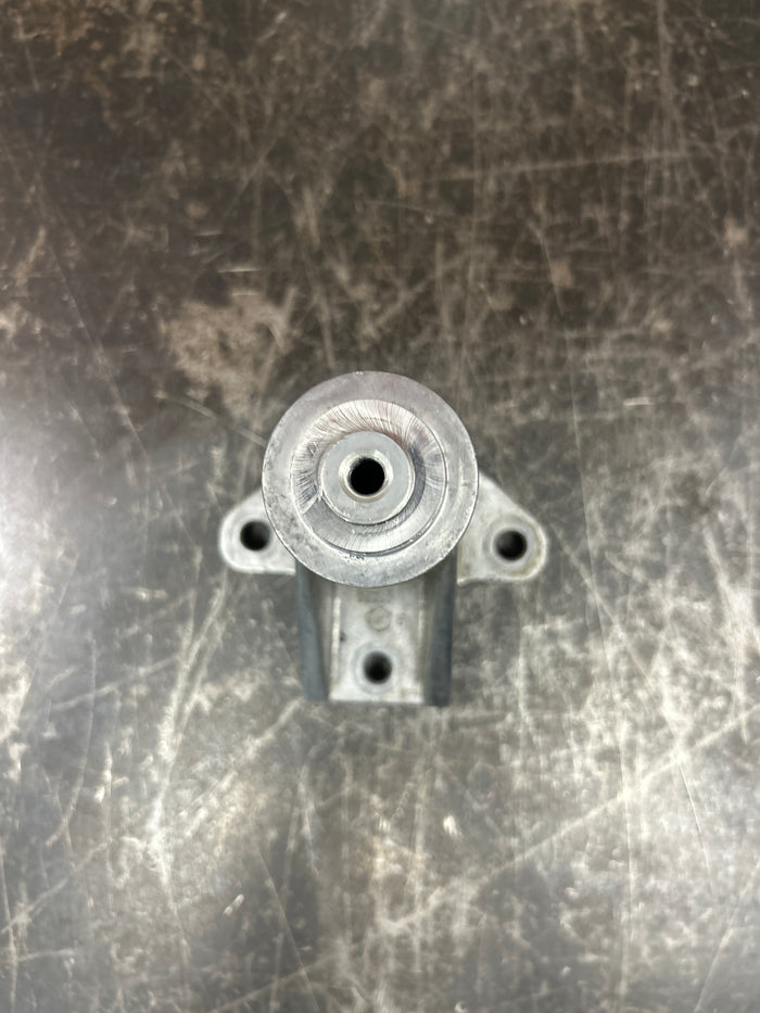 11-26 DODGE CHARGER SCAT PACK OEM ENGINE MOTOR IDLER PULLEY BRACKET MOUNT