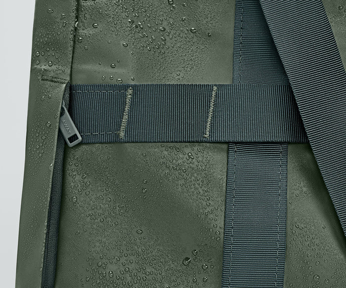 Water droplets on the water-repellent fabric
