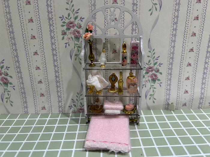 Brooke Tucker Decorated Bath Shelf