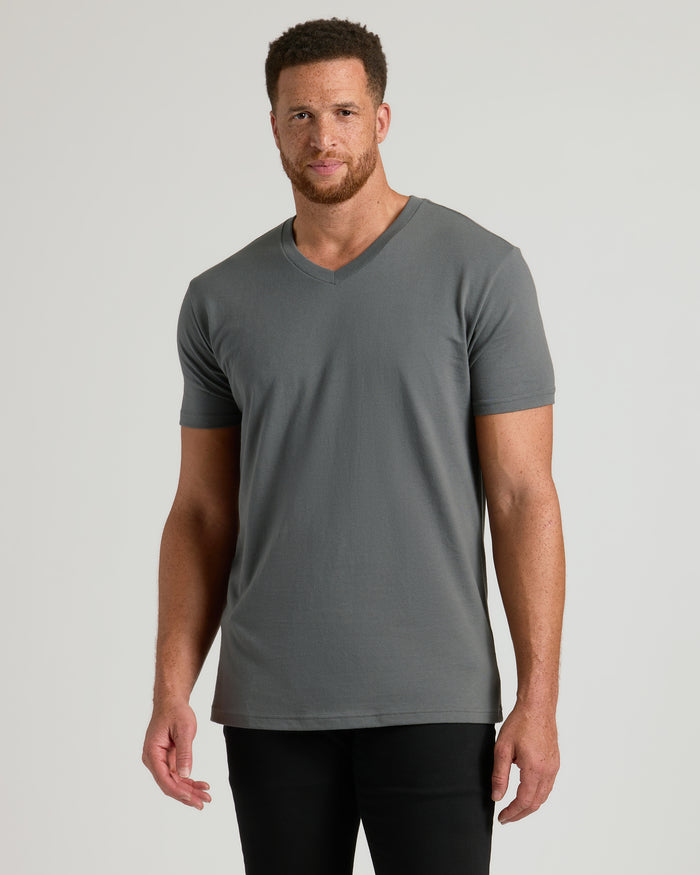 Carbon Tall Short Sleeve Classic V-Neck on man, showcasing fit and style.