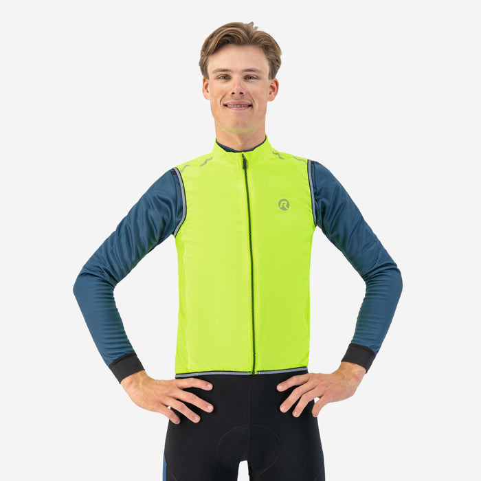 Rogelli Core windstopper heren fluor gedragen voorkant.