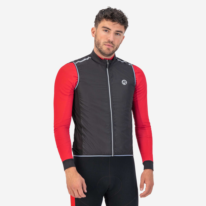 Rogelli Core windstopper heren zwart gedragen voorkant.