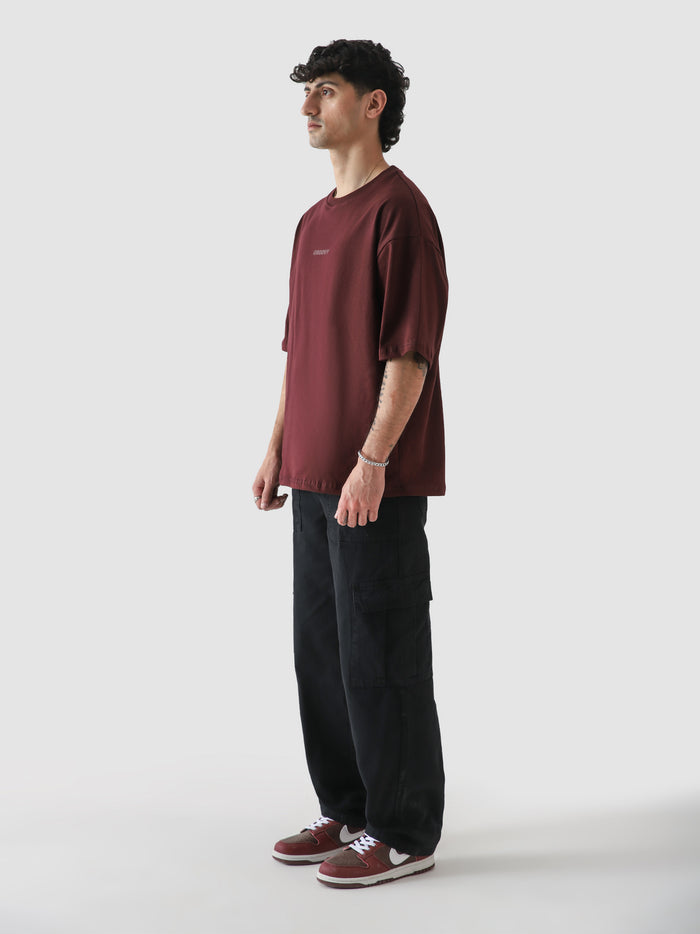Maroon oversized tee side angle streetwear blank t-shirt Pakistan – GROOVY