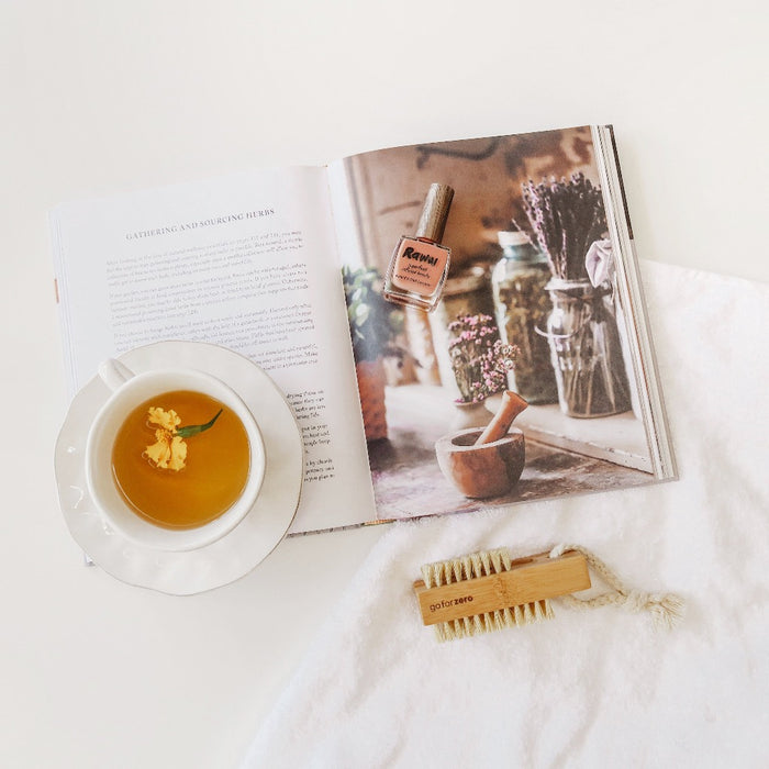 Go-For-Zero-Australia-Vegan-Bamboo-Nail-Brush-Styled