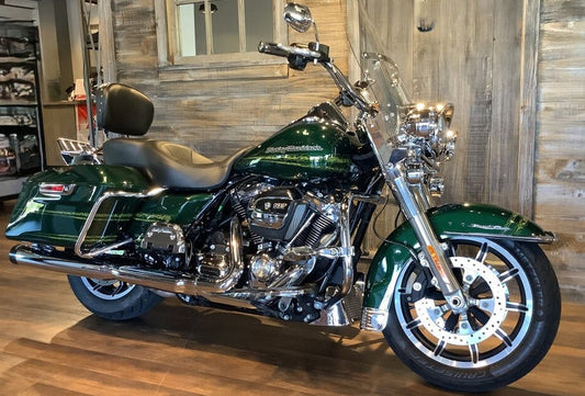 Harley Davidson Kinetic Green Basecoat With Reducer Quart (Basecoat Only)