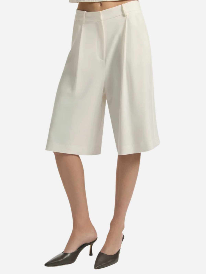 Monologue Short - Ivory