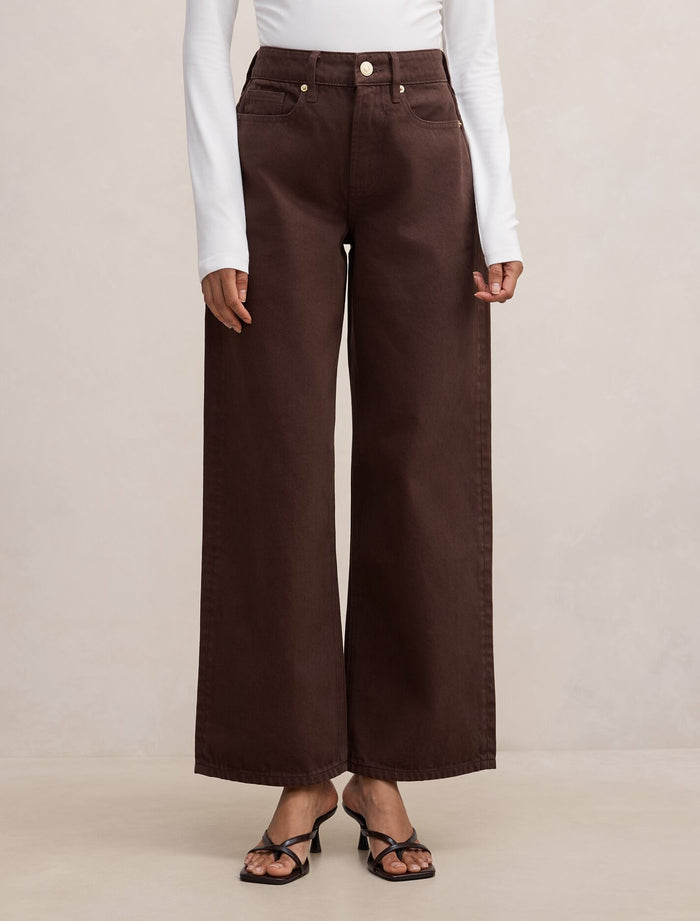 Nicki Petite Mid Rise Straight Jeans Chocolate Forever New