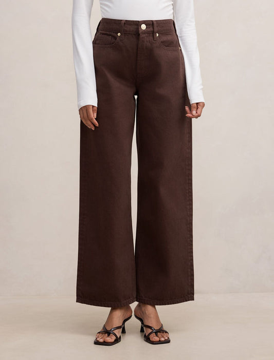 Nicki Petite Mid Rise Straight Jeans Chocolate Forever New