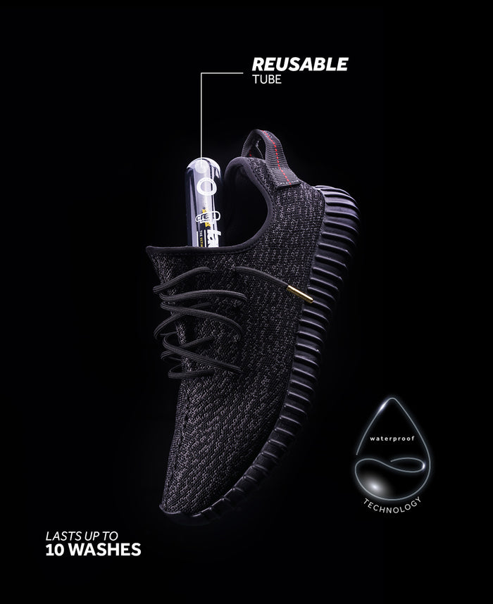 Sneaker adorned with sleek black Crep Protect laces, enhancing its style.