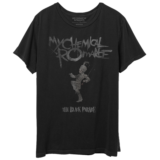 THE BLACK PARADE DISTRESSED T-SHIRT