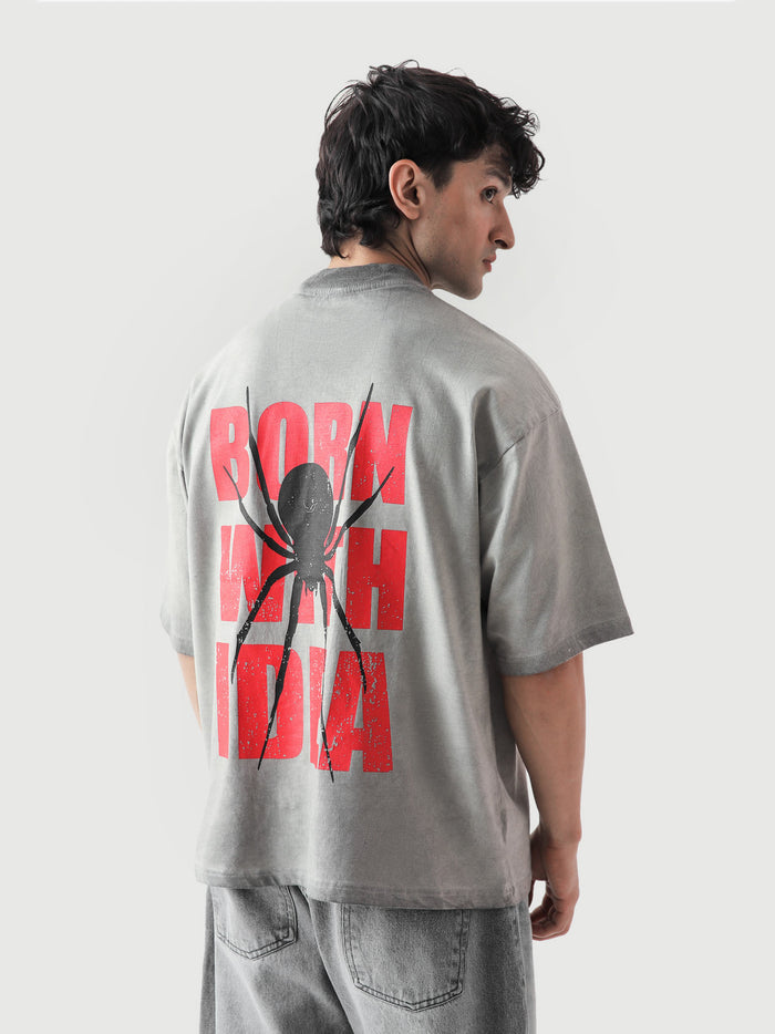 The Creator Tee couple lifestyle shot oil fade streetwear Pakistan – GROOVY