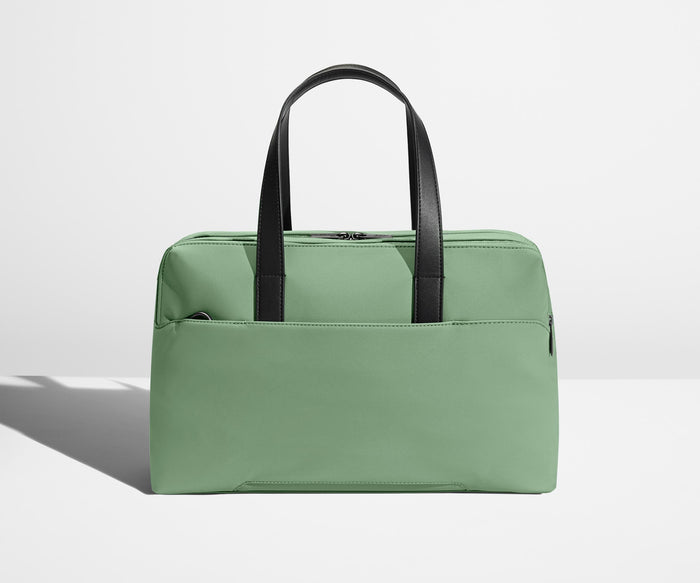Trolley sleeve on the back of an Everywhere Bag