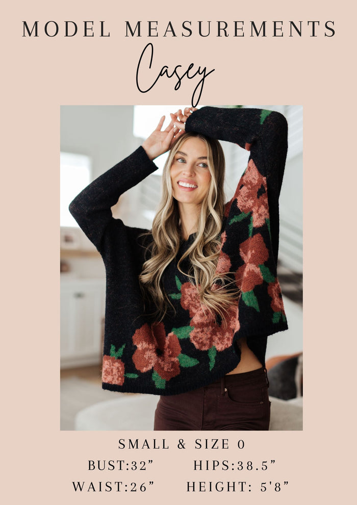 Too Sweet to Share Scalloped Hem Blouse in Ivory and Navy