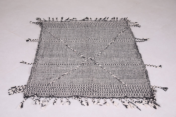 Vintage Berber Rug - Black and White Design - 3.3x4.6 ft - Handwoven Kilim