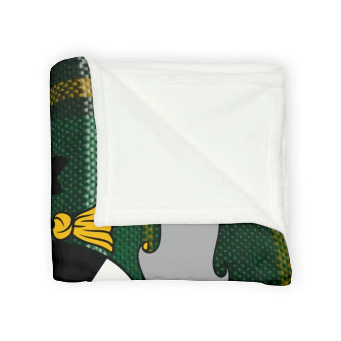 Cozy Green Patterned Blanket for Relaxing Moments