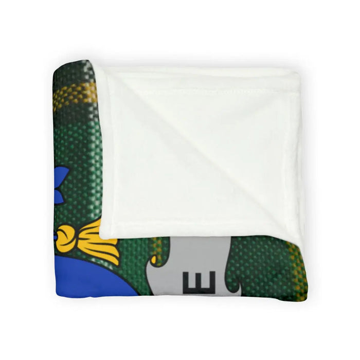 Cozy and Soft Blanket with Vibrant Colors Design