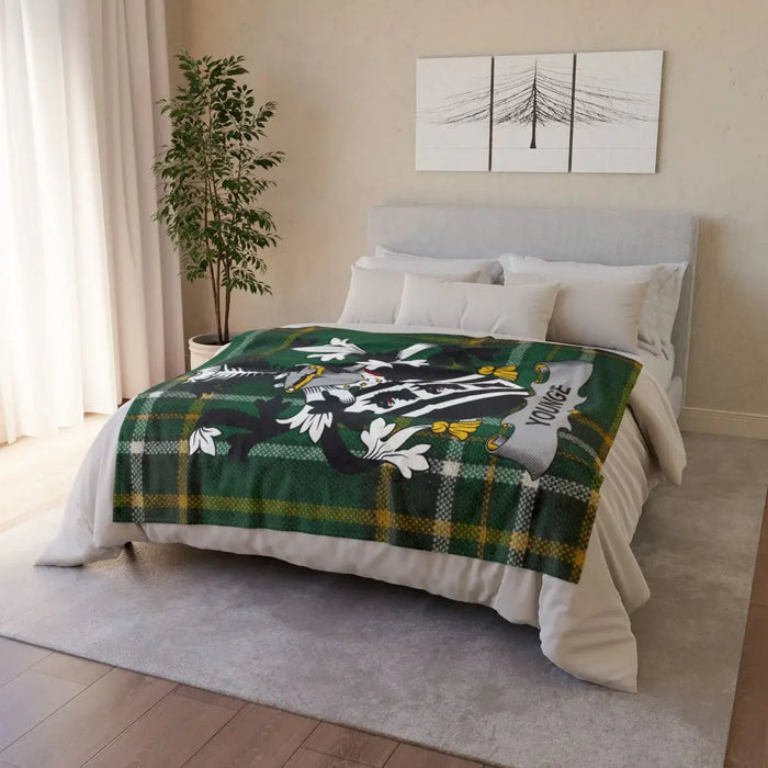 Luxurious Green Botanical Pattern Plush Blanket