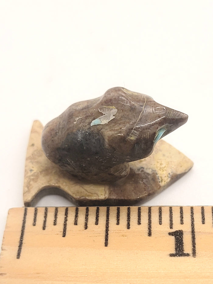 Zuni Fetish Carving Stone Animal on Arrowhead by Della Haloo